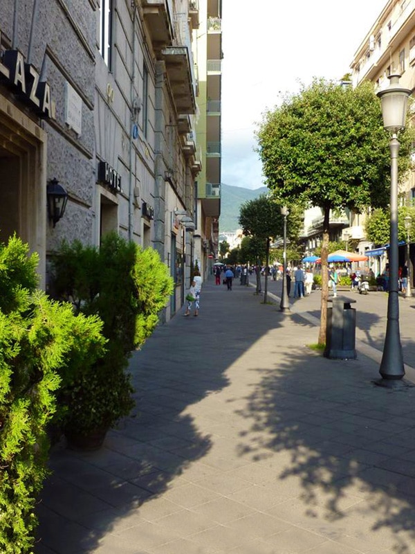 Inizio di Corso Vittorio Emanuele, vicino alla Stazione centrale
