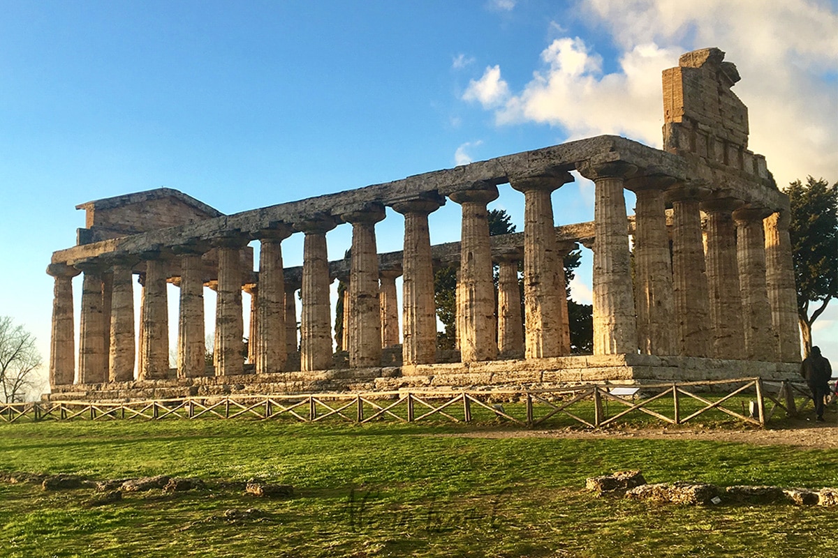 Copertina: Templi di Paestum (Salerno)