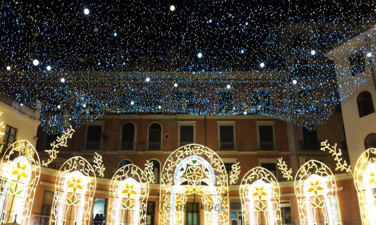 Luci Di Natale Salerno.Luminarie Salerno 2020 Ultime Notizie Su Luci D Artista Ale In Travel