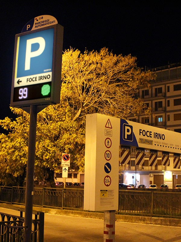 Parcheggio Foce Irno, ad un passo dal centro di Salerno città