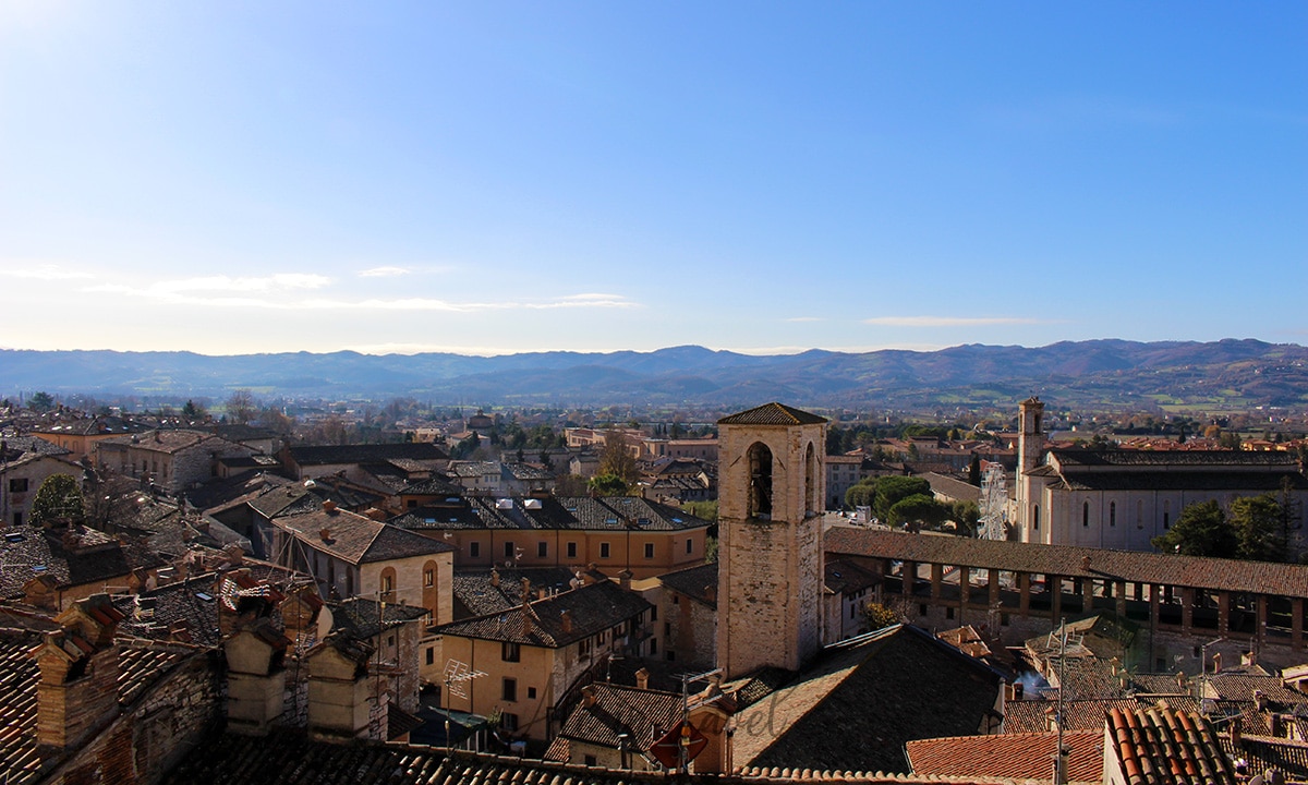 Copertina: Cosa vedere a Gubbio, borgo medievale in Umbria