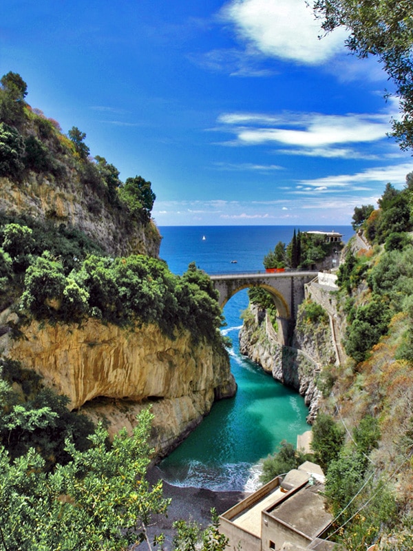 Panorama mozzafiato del Fiordo di Furore