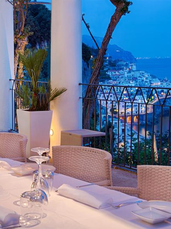 Vista incredibile dalla terrazza del ristorante dell'Hotel Gran Convento ad Amalfi