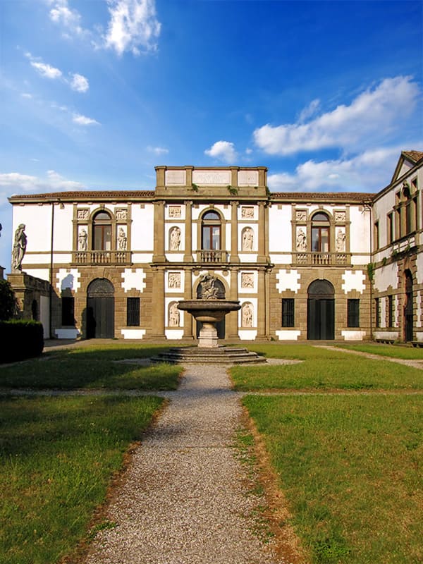Facciata di Villa Duodo a Monselice, sede dell'Università di Padova