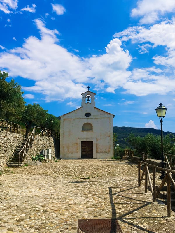 Chiesa di Sant'Egidio nel borgo di Terravecchia di Giffoni (Salerno)