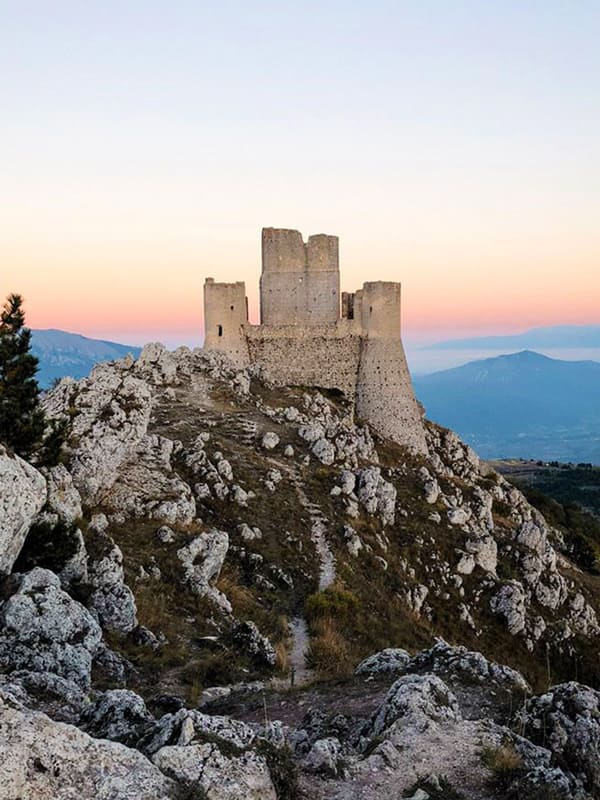 Tramonto a Rocca Calascio suggestivo