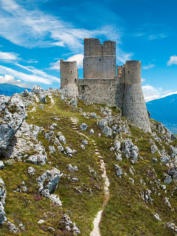 Rocca Calascio, Castello del Nome della Rosa