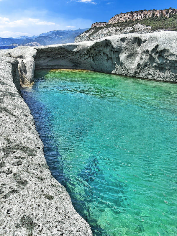 Piscina naturale: spiaggia di Cane Malu a Bosa