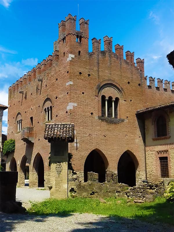 Castello di Grazzano Visconti: visite guidate