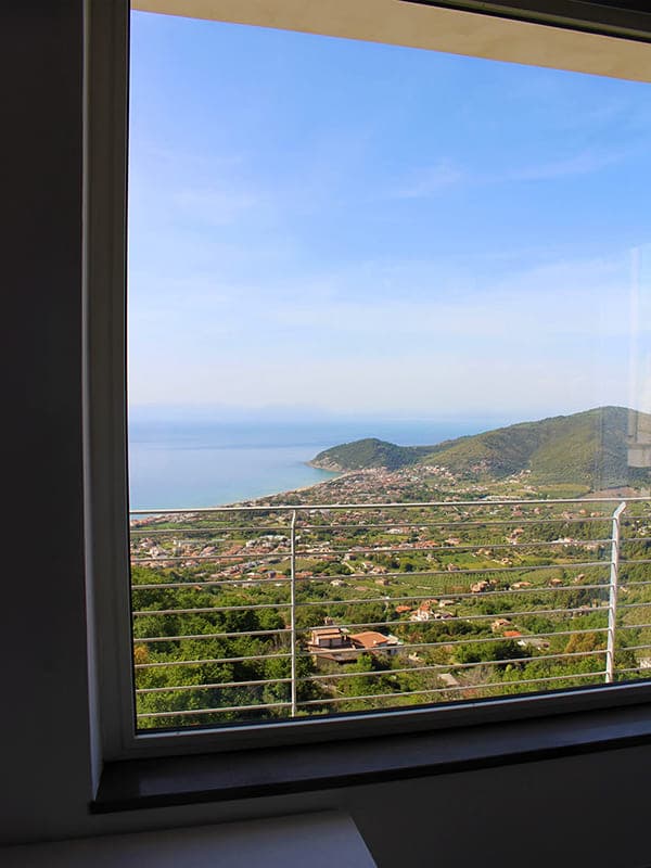 Vista dall'appartamento di Castellabate "Francesco" dove dormire vicino al centro storico